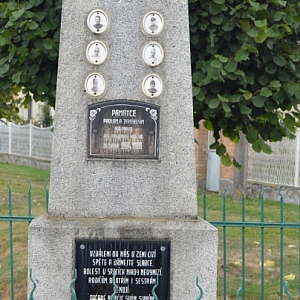 Němčice - pomník padlým