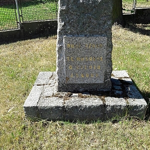 Draženov - pomník Masaryka, Švehly, Baara