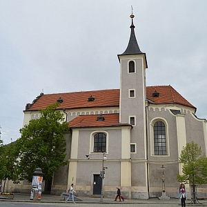 Domažlice - bývalý augustiniánský klášter a kostel Nanebevzetí P. Marie